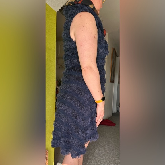 Navy blue furry tunic with contrast lining on hood, dumb clothing, size L - Picture 2 of 5
